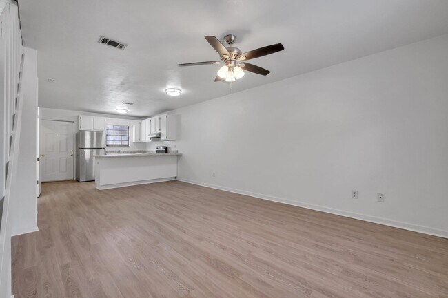 Photo - 2313 Hartsfield Way House