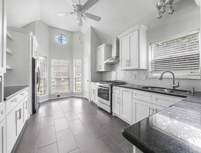 Photo - 13515 Ryanwood Dr