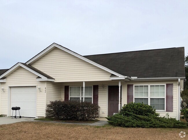 Building Photo - 3 Bedroom 2 Bath House in Quail Hill - Goo...