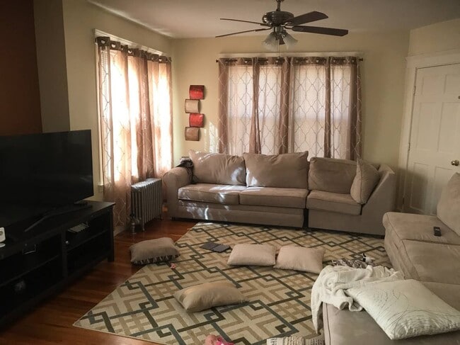 Photo - 84 Endicott St Unit 2nd Floor