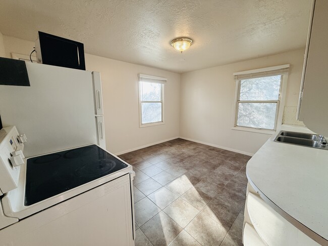 Photo - 709 Darling St