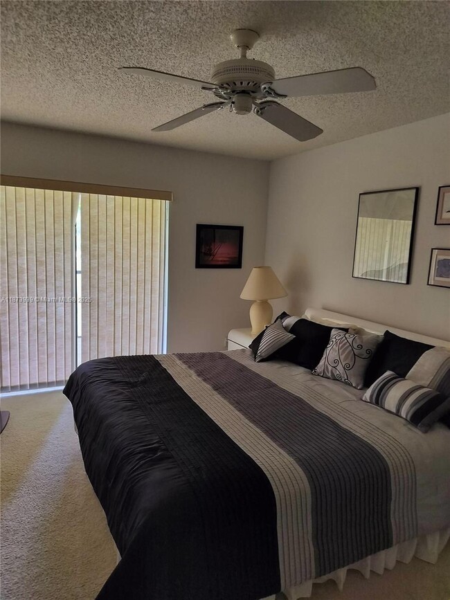 Photo - 1002 Keystone Dr Unit F