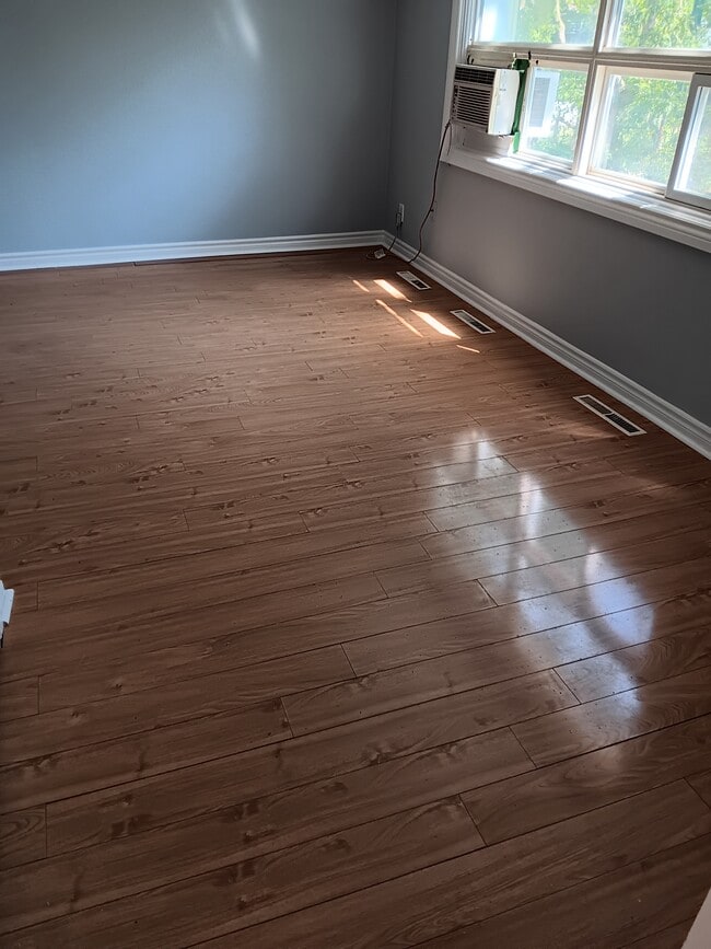 Photo - 85 Centre St W Unité 1 Bed 1 Bath Apartment