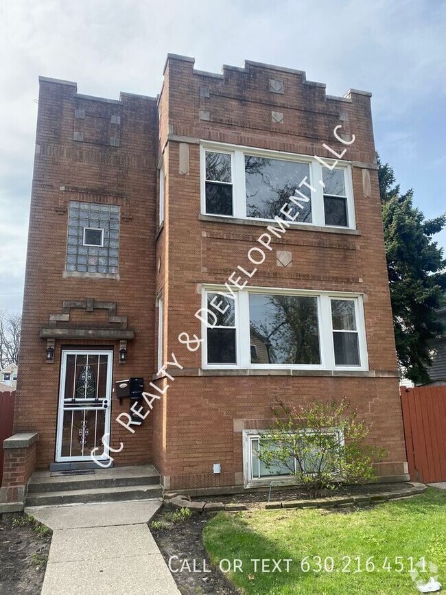 Building Photo - 4733 W Grace St Unit 1 Rental