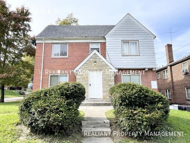 Building Photo - 4549 Paddock Rd Unit 5