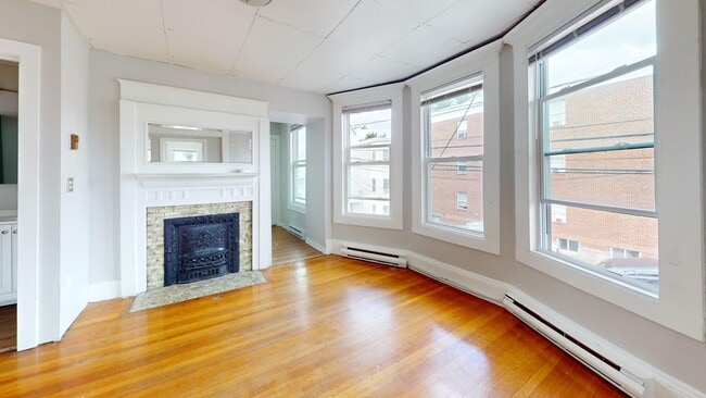 Building Photo - 43 Hancock St