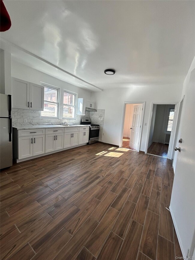 Photo - 13-32 130th St