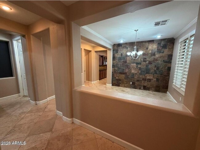 Photo - 421 W Wisteria Pl