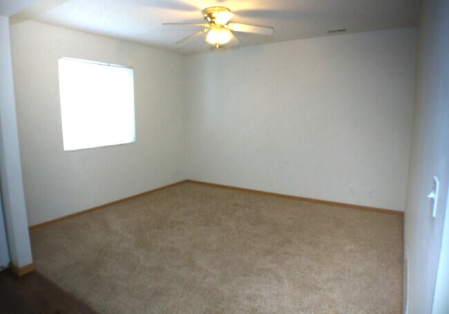 Photo - 2276 Holdrege St Unit #1