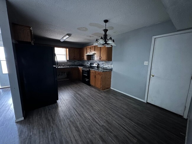 Photo - **Coming soon**Come take a look at this 3-bedroom 1-bath home close to Tech.