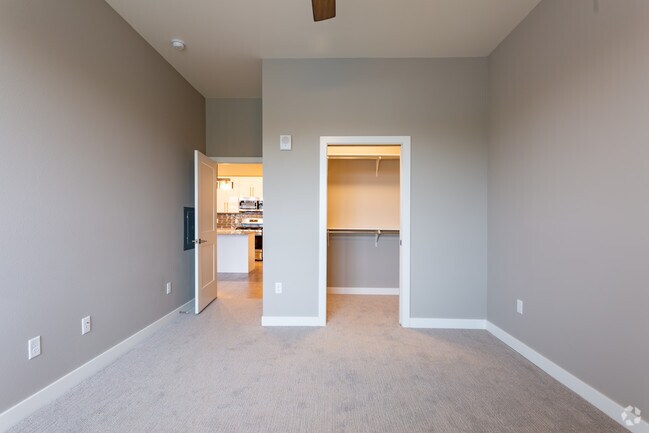 2BR, 2BA - C1