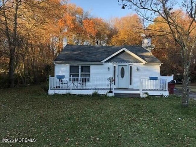 Photo - 105 Butler Blvd