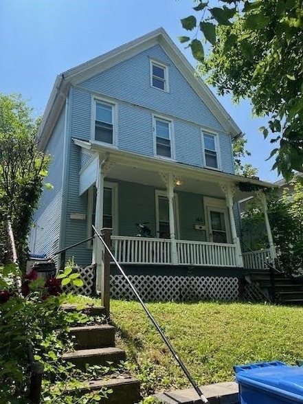 Photo - 165 Benton St