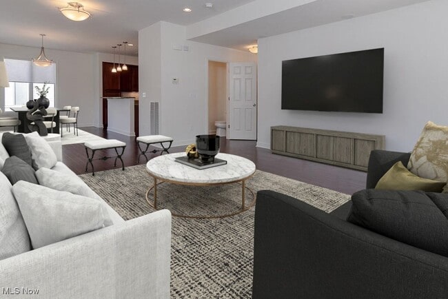 Photo - 1419 E 14th St