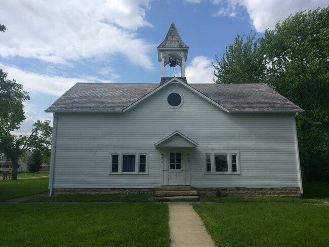 Frente - 212 William St