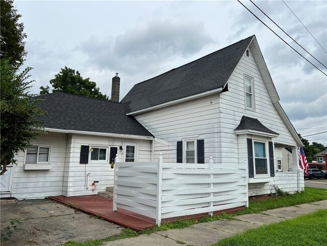 Building Photo - 416 Broadway St Unit A