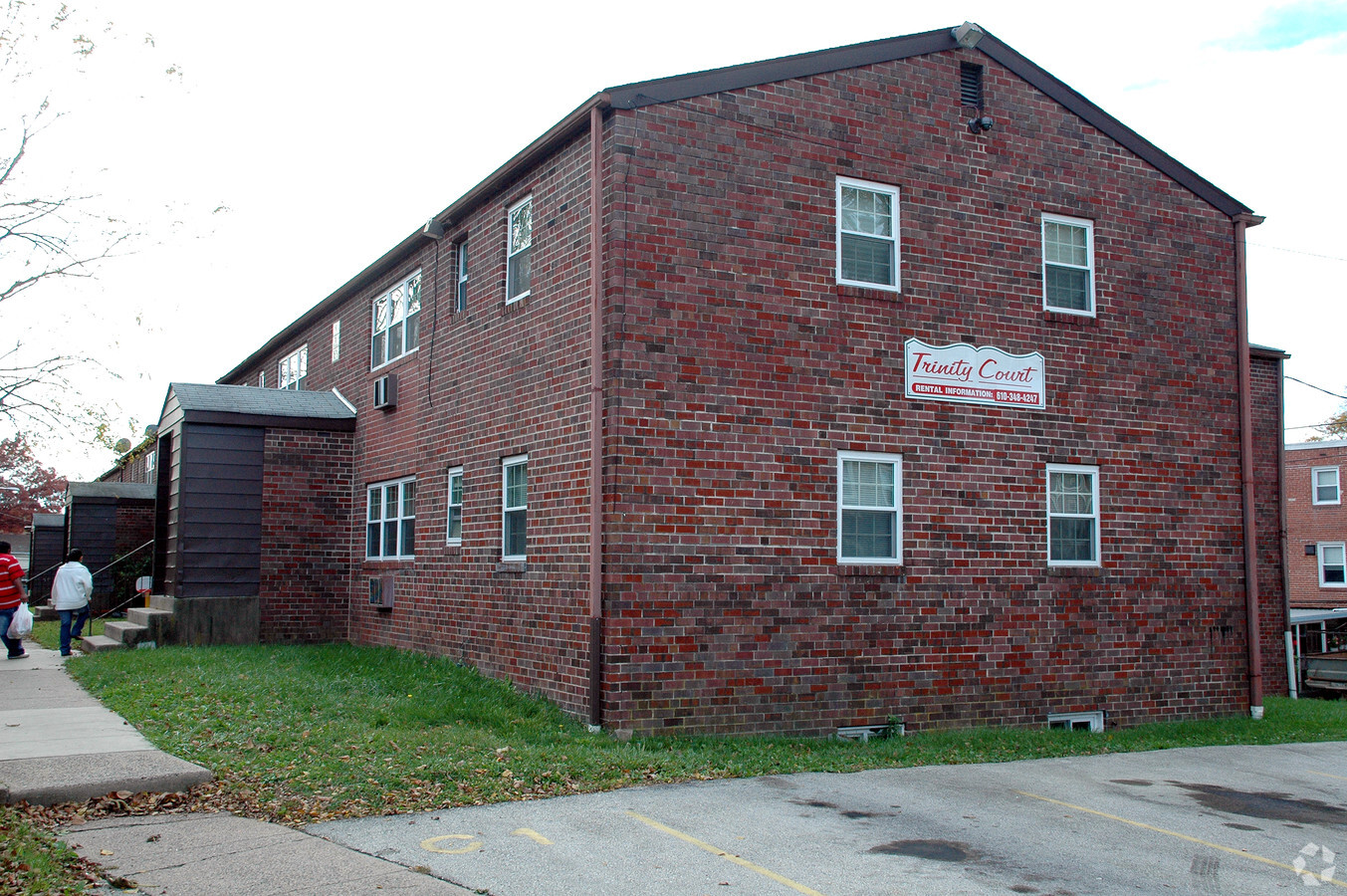 210 Trinity Ave - 210 Trinity Ave Apartments