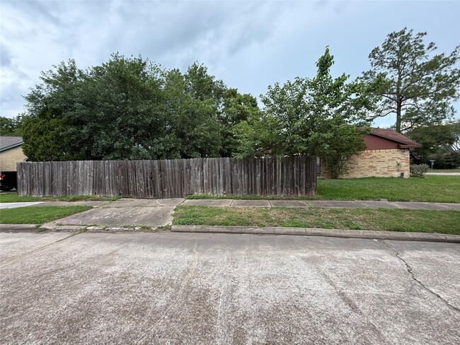 Photo - 3806 Westheimer Pl Dr