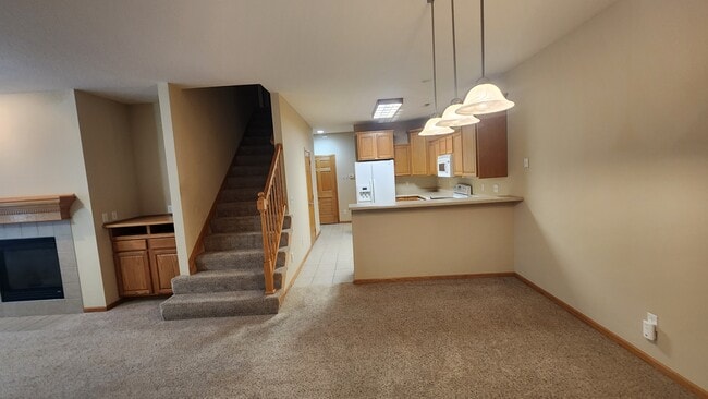 Photo - 1208 SE Birch Ln