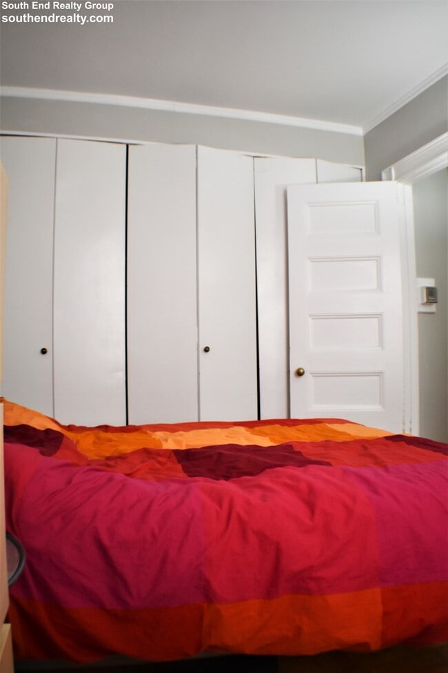 Photo - 21 Beacon St Unit 9L