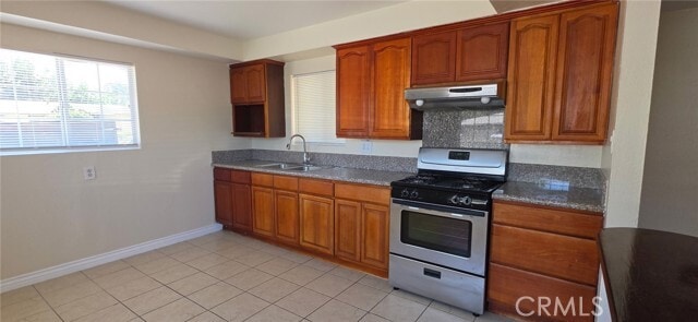 Building Photo - 1715 Los Padres Dr