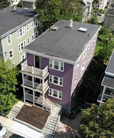 Photo - 52 Clarendon Ave Unidad 3 Rental