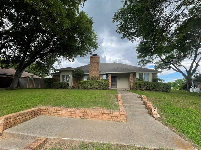 Photo - 407 Hillcroft Cir House