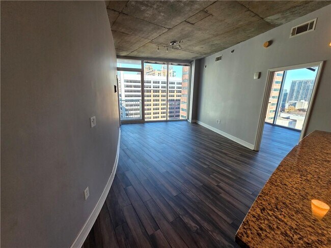 Photo - 44 Peachtree Pl NE Unidad 1931