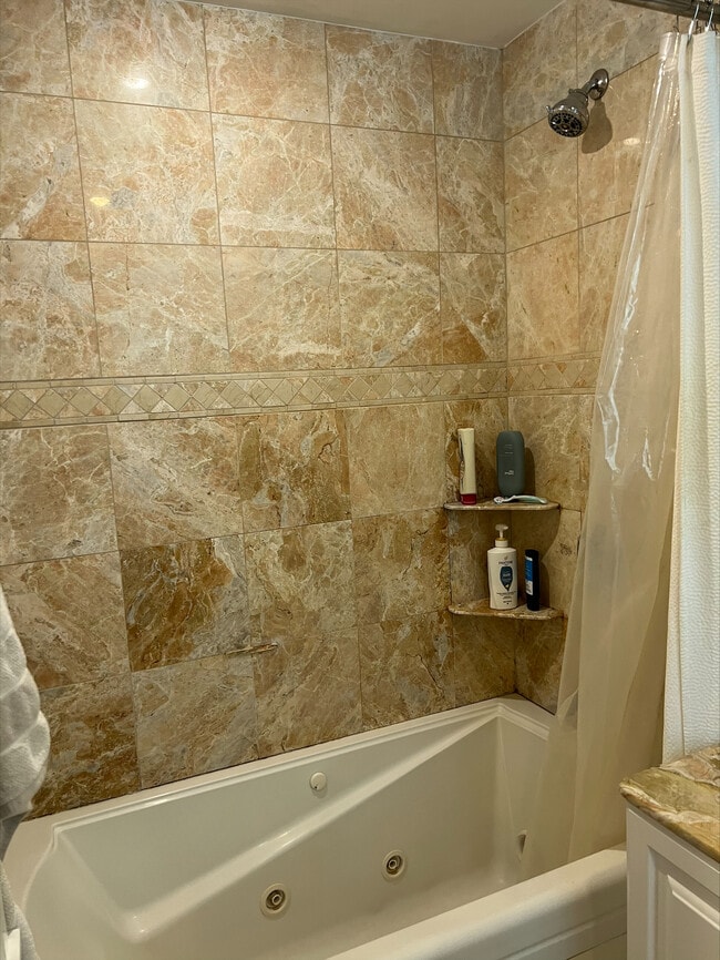 Photo - 34 Greenwich Park Unit 2