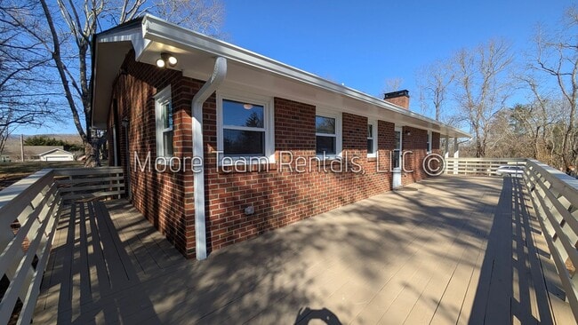 Photo - Spacious Updated Home on 1.6 Acres – Prime Location Near Arden, Fletcher & Mills River