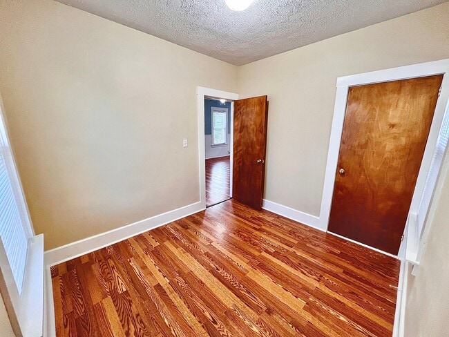 52 Swift St Unit 2
