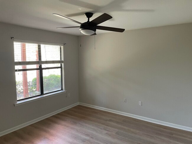 Photo - 2315 Timber Oak Ln