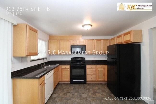 Photo - 913 75th St E Unit B