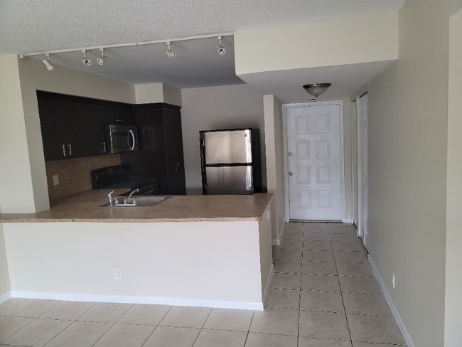 Photo - 3700-3730 N Pine Island Rd