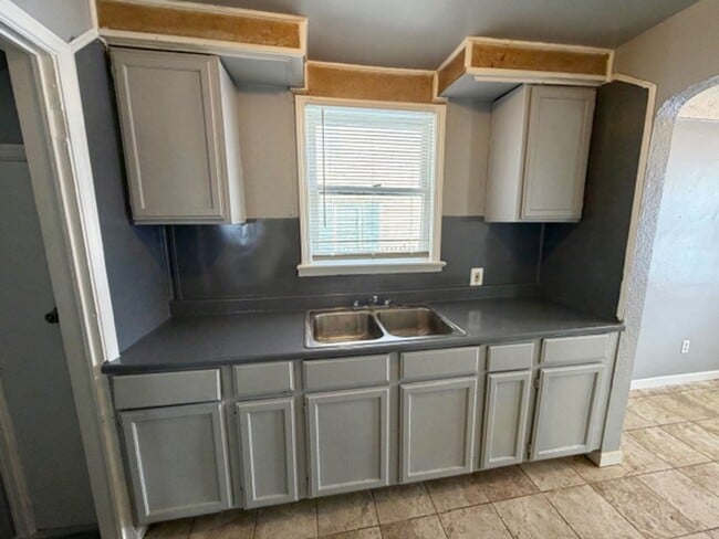 Photo - For Lease 3 bedrooms, 1 bath home in a nice area