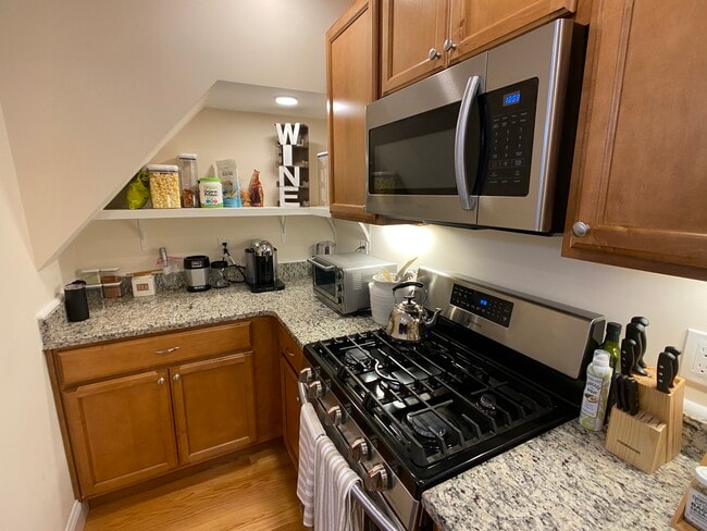Photo - 67 Temple St Unit 1A