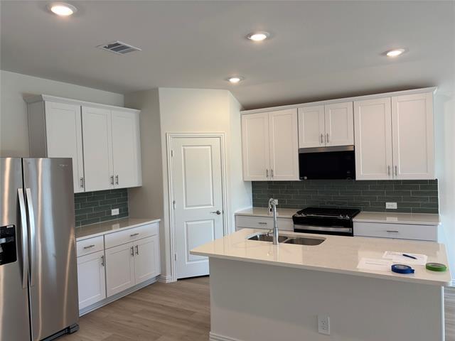 Photo - 5707 Rushing River Wy