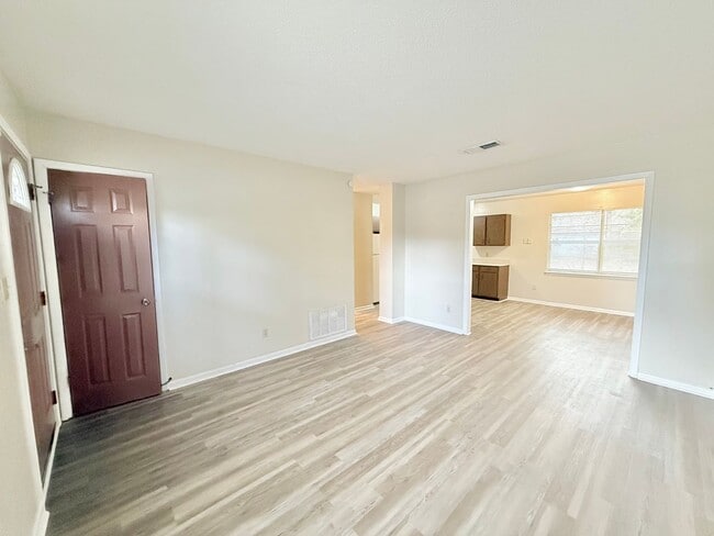 Photo - Quaint 3-Bedroom Home - Fenced Yard