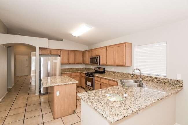 Photo - 5216 Backwoodsman Ave