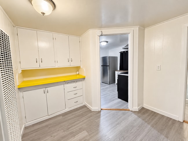 2613 Spring St Unit #2