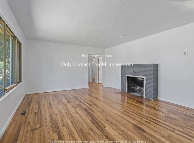 Photo - Charming Three Bedroom in Woodstock Neighborhood!