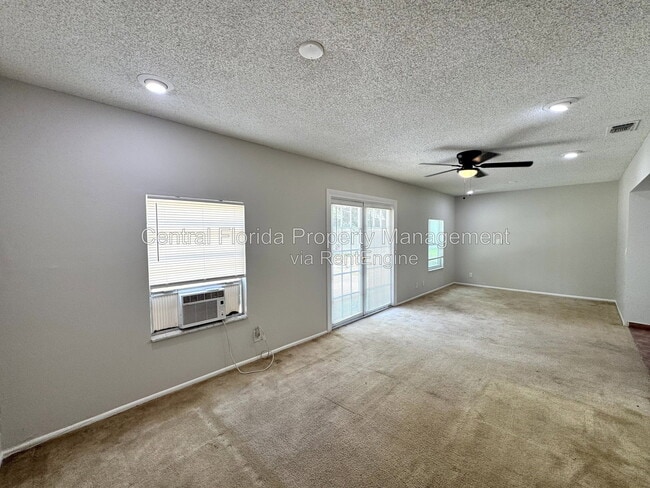 Photo - 659 Elderwood Ct