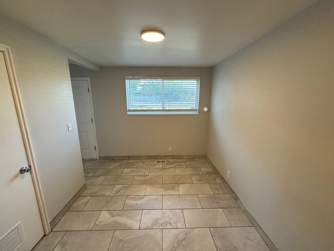 Photo - 2590 Robin Rd Unit 1