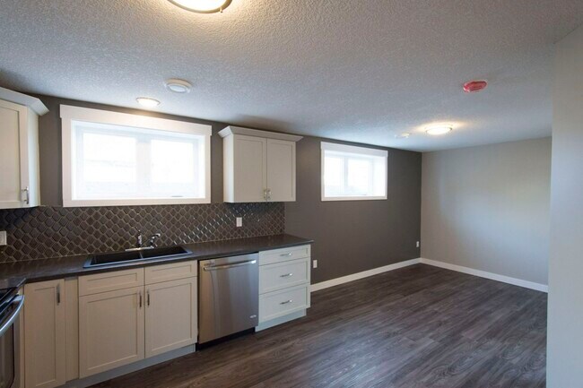 Photo - 10103-102 102 Ave Unit 104 - O