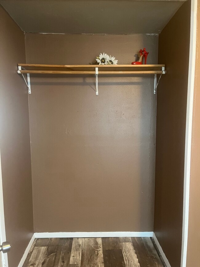 Photo - 68 Mathewson St