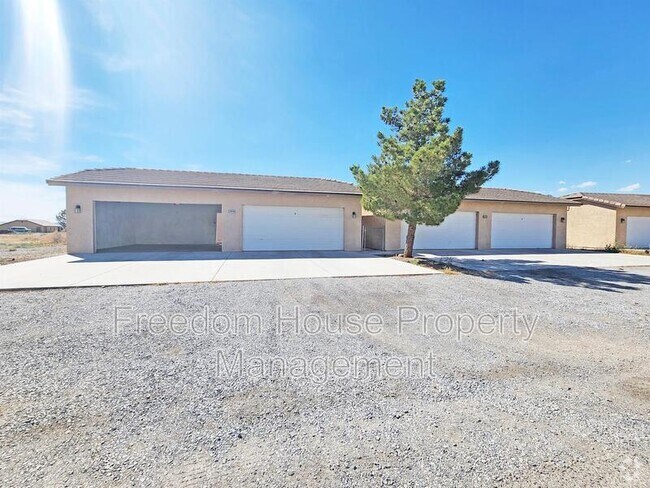 Building Photo - 1430 Star Rd Unit #A Rental