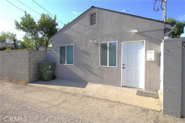 Building Photo - 17546 Martha St Rental