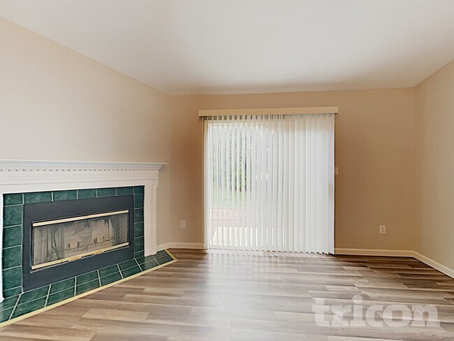 Photo - 2238 Leaf Dr