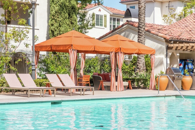 Mirasol Apartment Homes