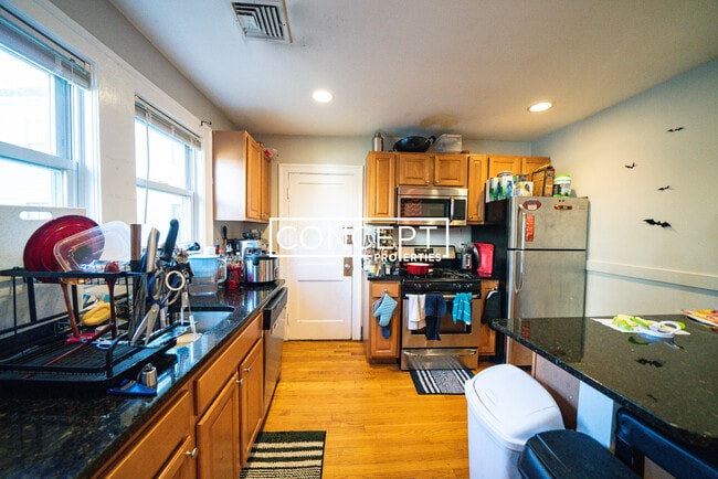 Photo - 4 Iroquois St Unit 2